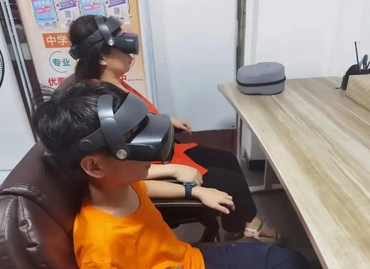 视力训练仪器：提升视觉健康的常用工具